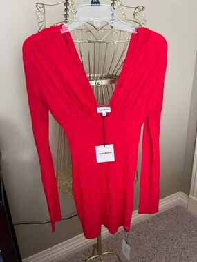 superdown Bright Red Plunging V-Neck Long Sleeve Top